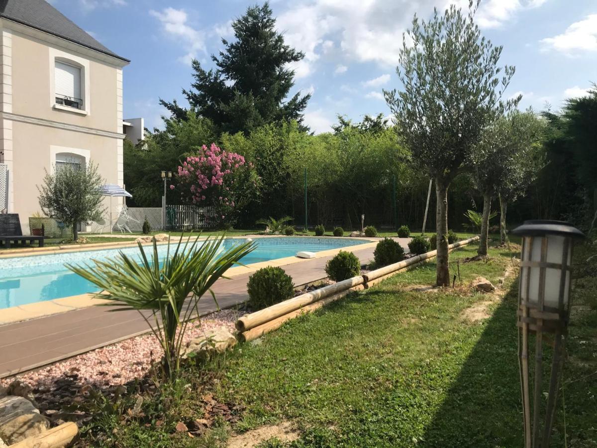Cottage La Villa Bolero Saint-Cyr-sur-Loire Buitenkant foto