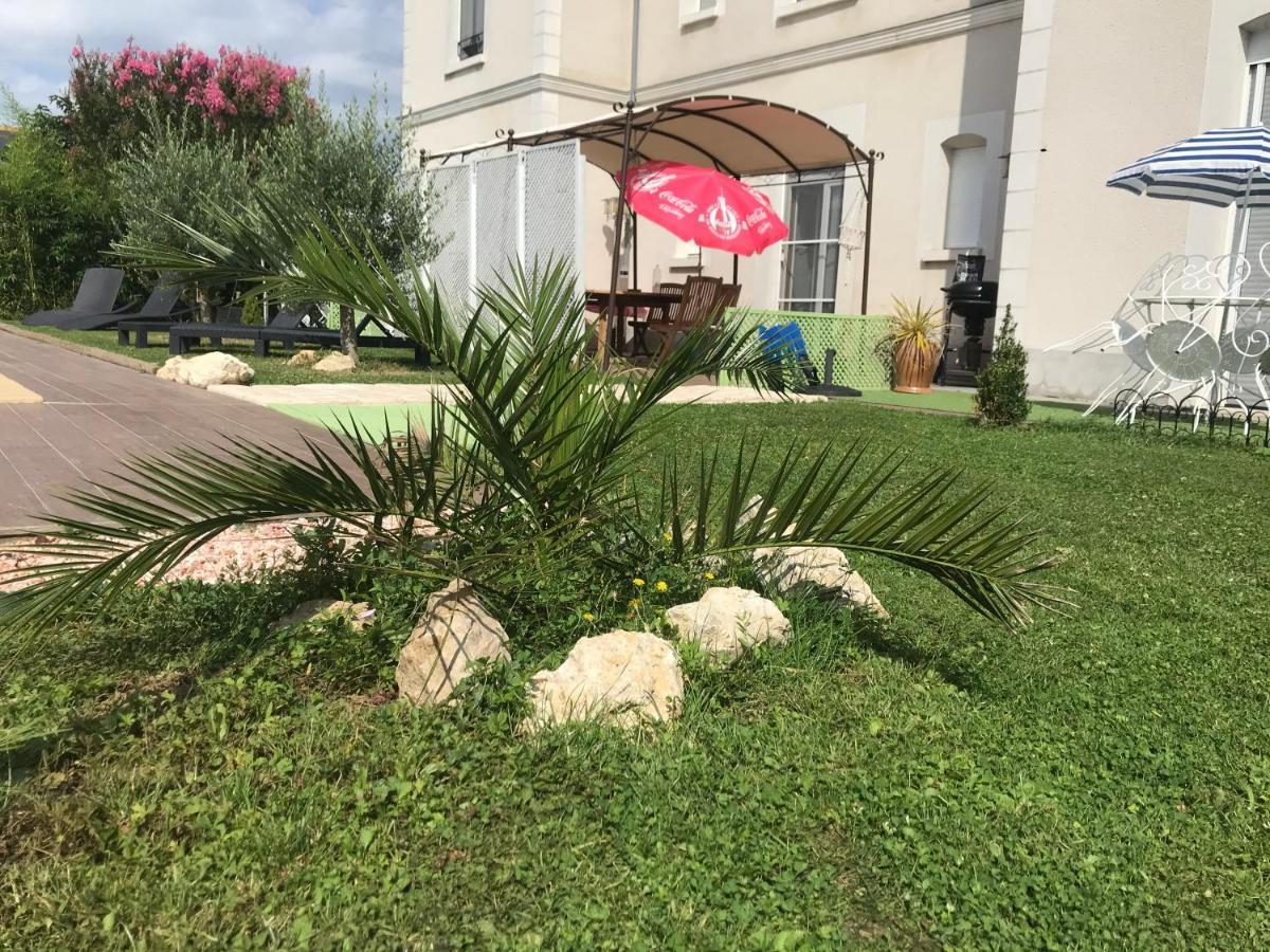 Cottage La Villa Bolero Saint-Cyr-sur-Loire Buitenkant foto