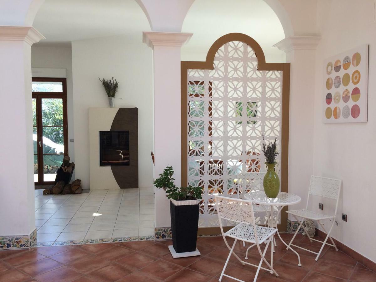 Cottage La Villa Bolero Saint-Cyr-sur-Loire Buitenkant foto